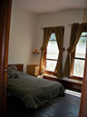 middle_south_bedroom